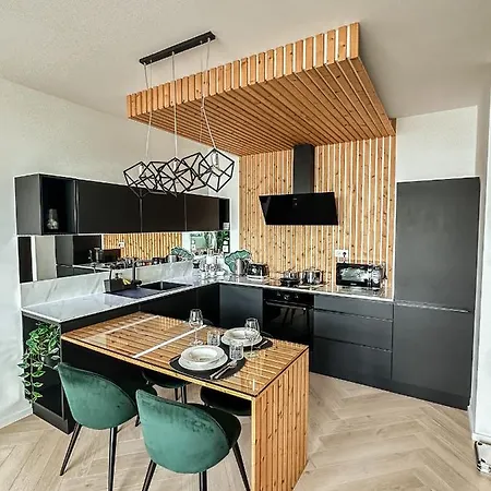 Luxusny Na 21 Poschodi S Parkovanim Zadarmo Ba דירה ברטיסלאבה