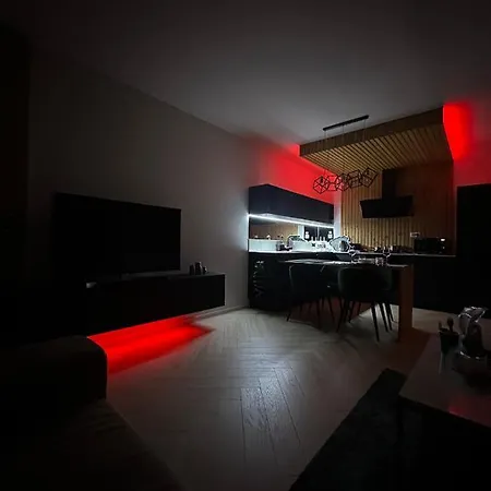 Luxusny Na 21 Poschodi S Parkovanim Zadarmo Ba דירה