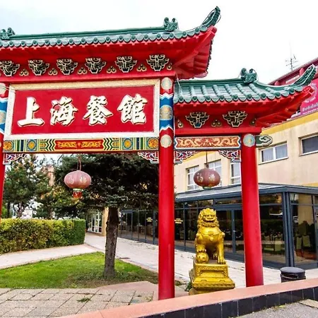 Luxusny Na 21 Poschodi S Parkovanim Zadarmo Ba *