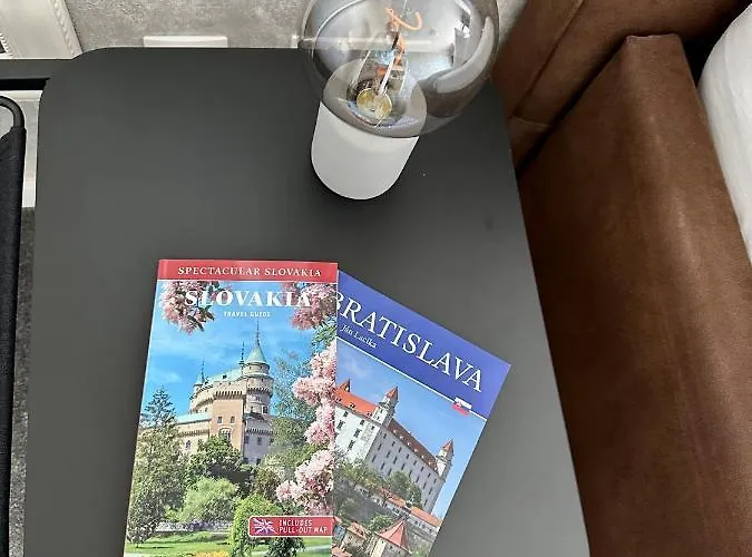 Luxusny Na 21 Poschodi S Parkovanim Zadarmo Ba * براتسيلافا