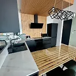 Luxusny Na 21 Poschodi S Parkovanim Zadarmo Ba * Bratislava