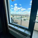 Luxusny Na 21 Poschodi S Parkovanim Zadarmo Ba * Bratislava