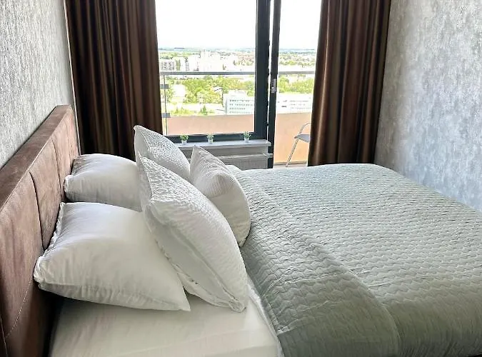 Apartment Luxusny Na 21 Poschodi S Parkovanim Zadarmo Ba
